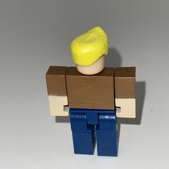 Roblox Action Figures Lot Of 6 Sushi Chef Celebrity Dynamo No Codes - Picture 9 of 13